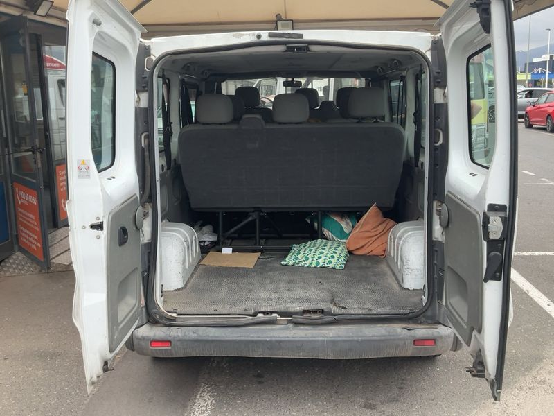 Opel Vivaro 1.9 CDTI Kombi L1H1 2,9t — zdjęcie 10