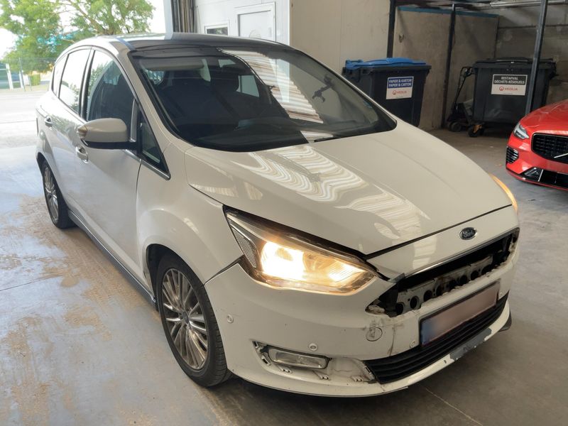 Ford C-Max 1.5 TDCi Titanium — zdjęcie 8