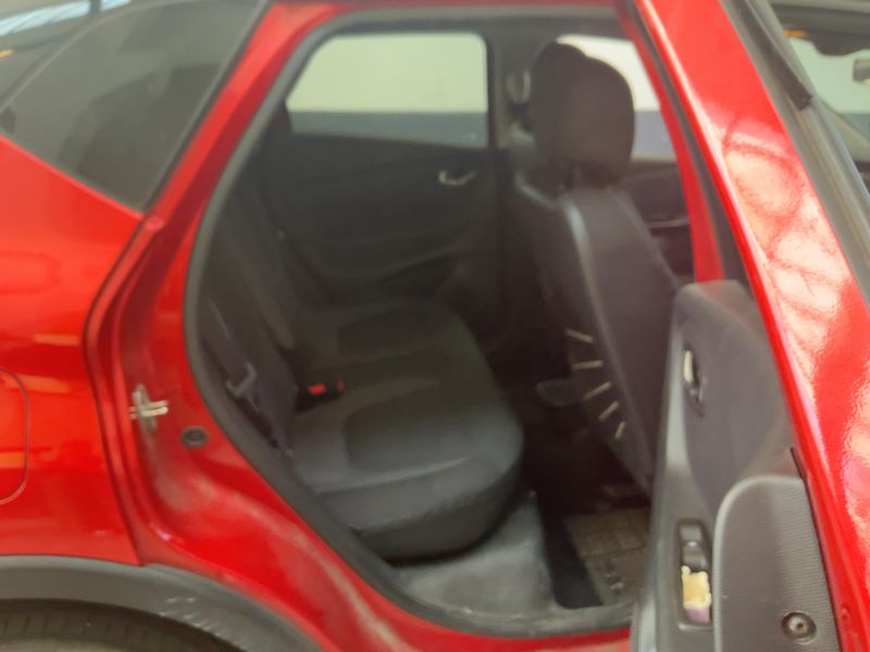 Renault Captur 1.5 dCi Iconic 2016 – снимка 19