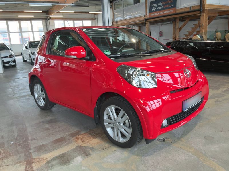 Toyota iQ 1.33 Dual VVT-i — zdjęcie 8