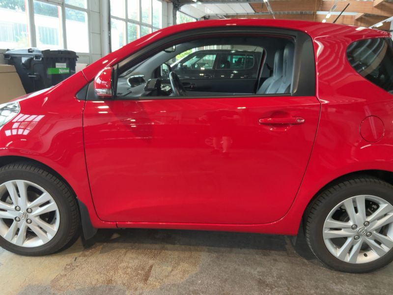 Toyota iQ 1.33 Dual VVT-i — zdjęcie 4
