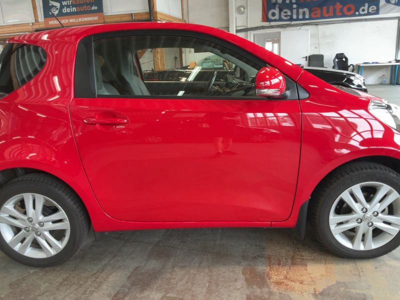 Toyota iQ 1.33 Dual VVT-i — zdjęcie 7