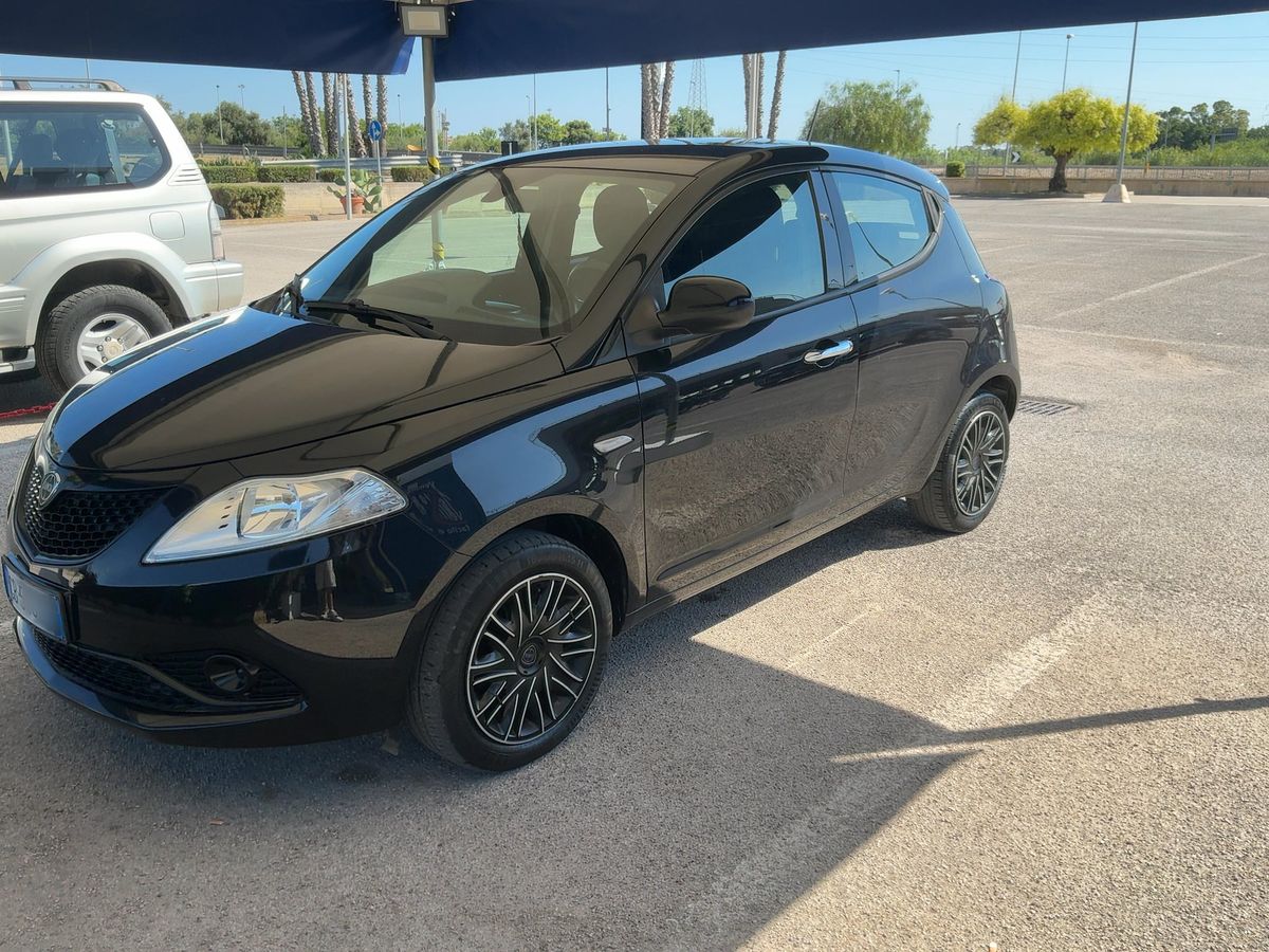 Lancia Ypsilon d'occasion