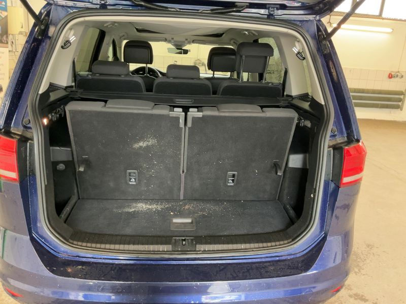 Volkswagen Touran 2.0 TDI Comfortline BlueMotion Tech — zdjęcie 10