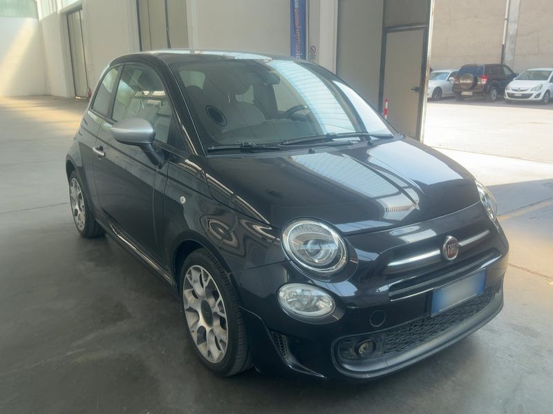 Fiat 500 1.0 Mild-Hybrid RockStar — zdjęcie 8
