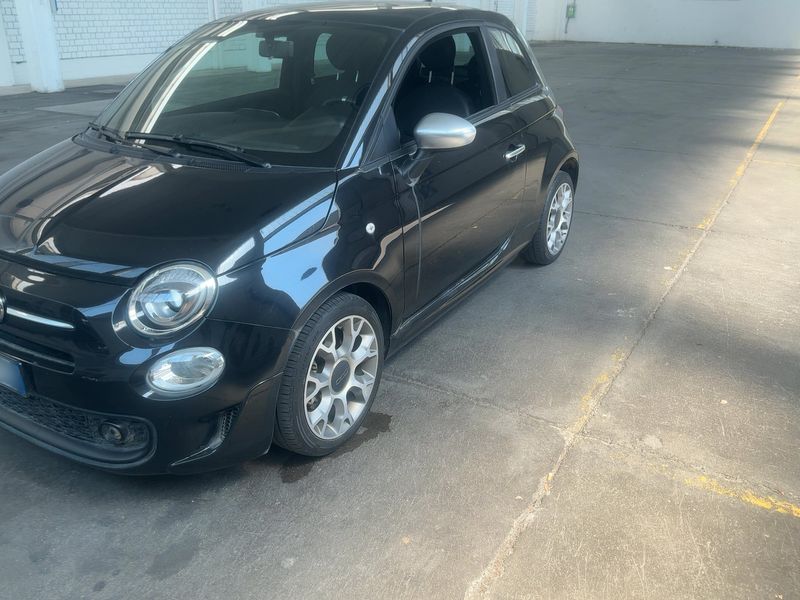 Fiat 500 1.0 Mild-Hybrid RockStar — zdjęcie 2
