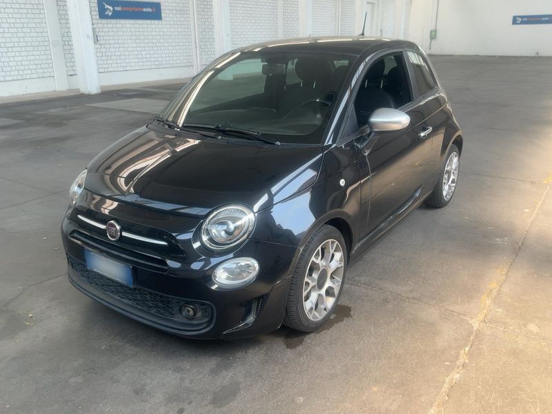 Fiat 500 1.0 Mild-Hybrid RockStar