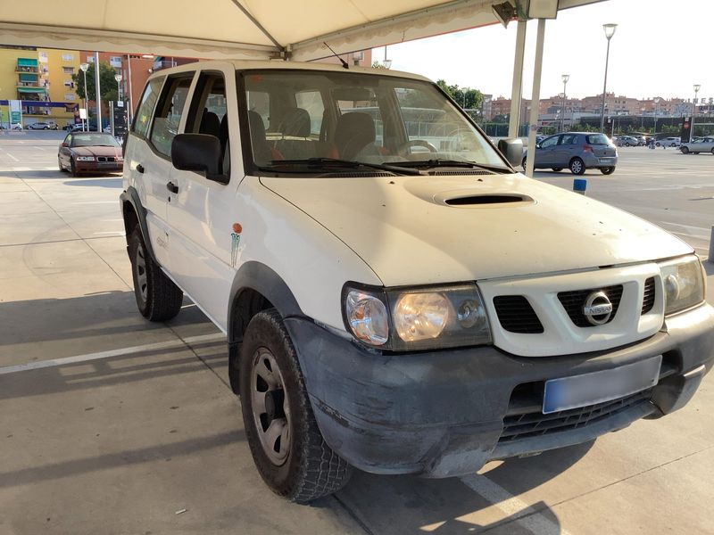 Nissan Terrano 2.7 Turbodiesel Aventura — zdjęcie 8
