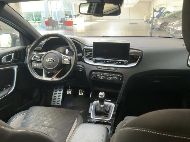 Kia pro_cee'd 1.4 TGDI GT Line — zdjęcie 12