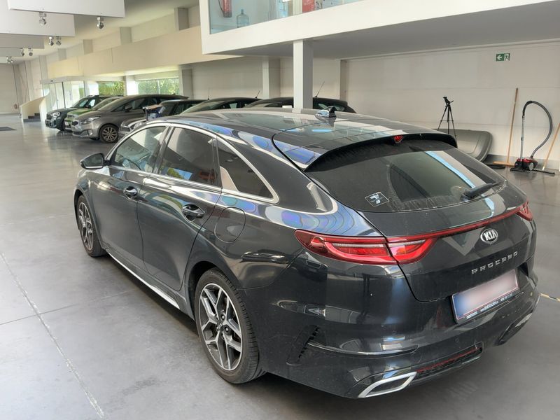 Kia pro_cee'd 1.4 TGDI GT Line — zdjęcie 3