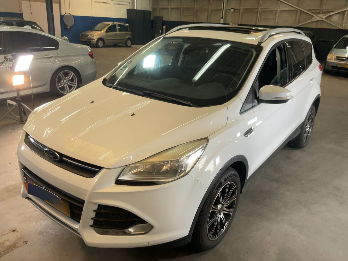 Ford Kuga 2014
