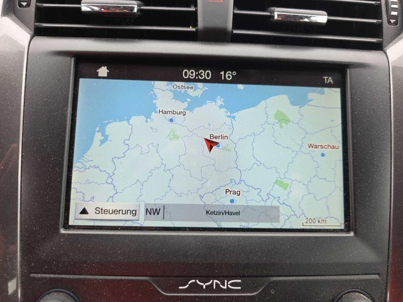Ford Mondeo 1.5 EcoBoost Trend — zdjęcie 13
