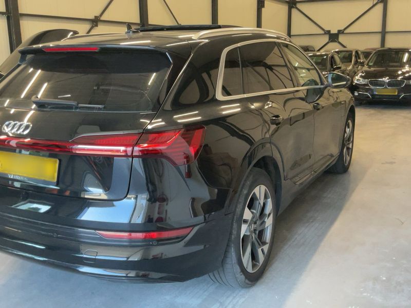 Audi e-tron 50 quattro advanced 2019 – снимка 8