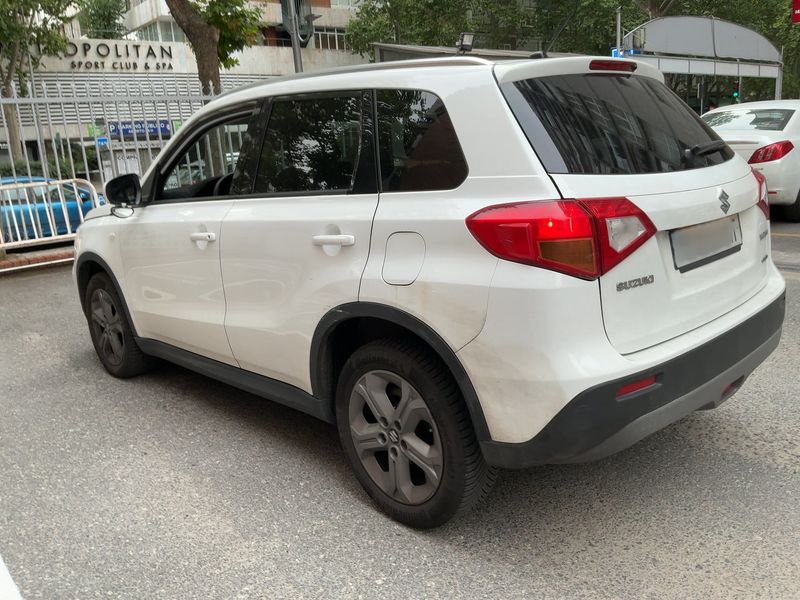 Suzuki Vitara 1.6 DDiS GLE 4x4 — zdjęcie 3