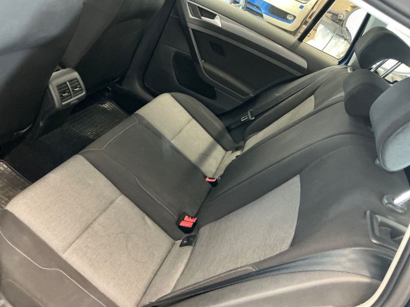 Volkswagen Golf VII 1.2 TSI Trendline BlueMotion Tech 2014 – снимка 41