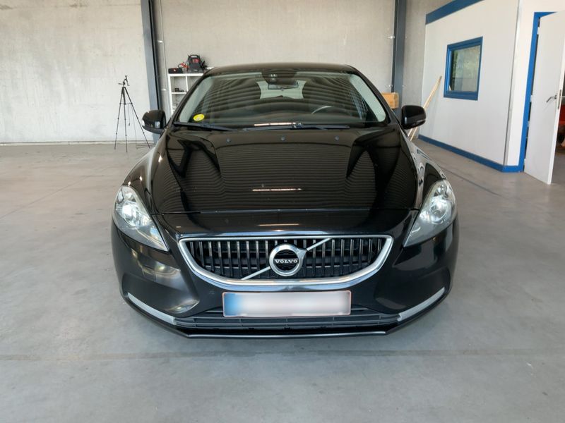 Volvo V40 2.0 D2 — zdjęcie 9