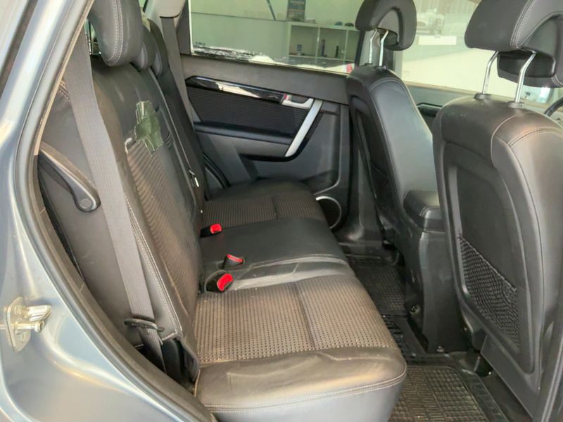 Chevrolet Captiva 2.4 LT 2WD — zdjęcie 14