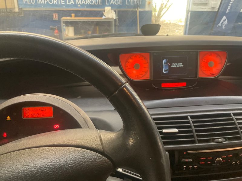 Citroen C8 2.0 HDi Millenium — zdjęcie 4