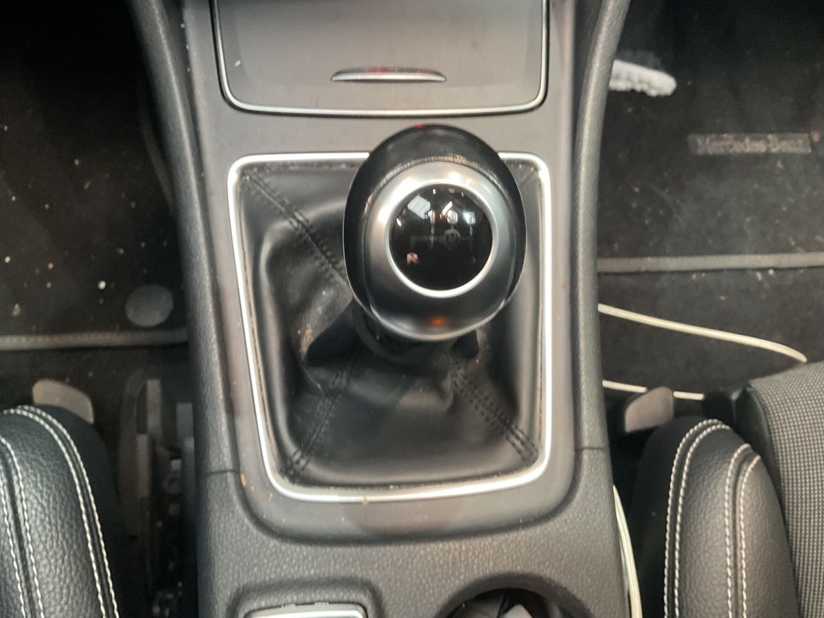 Mercedes-Benz A-Klasse 2017 — photo 23