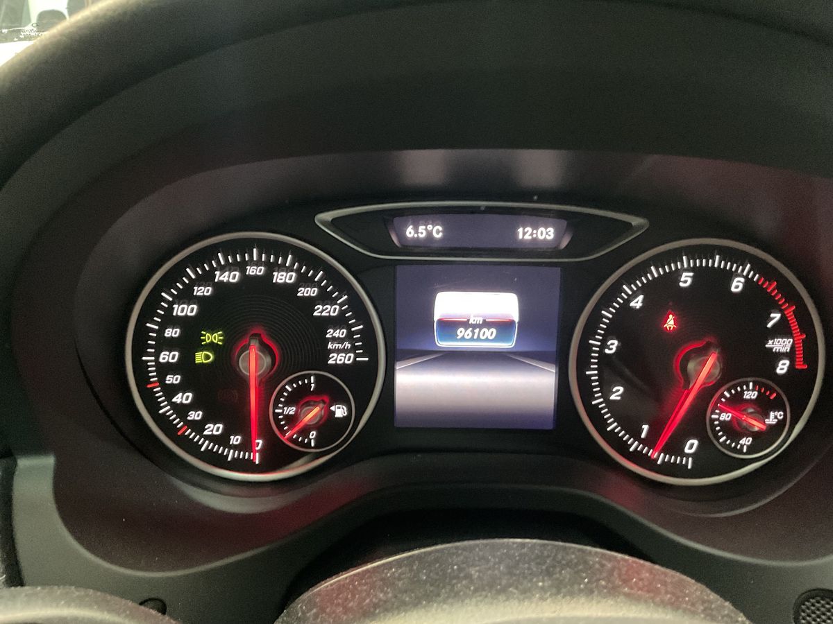 Mercedes-Benz A-Klasse 2017 — photo 19