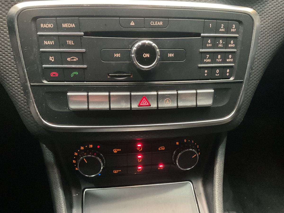 Mercedes-Benz A-Klasse 2017 — photo 27