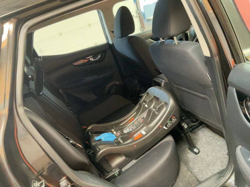 Nissan Qashqai 1.2 Acenta 2016 – снимка 19