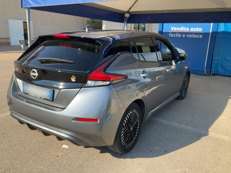 Nissan Leaf electric drive 110 kW N-Connecta — zdjęcie 6