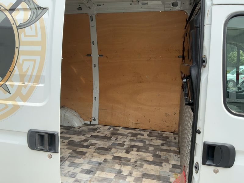 Iveco Daily 2.3 Diesel GKa 35 S Radstand 3300 — zdjęcie 14