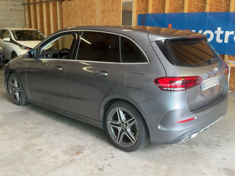 Mercedes-Benz B-Klasse B 220 d AMG Line — zdjęcie 3