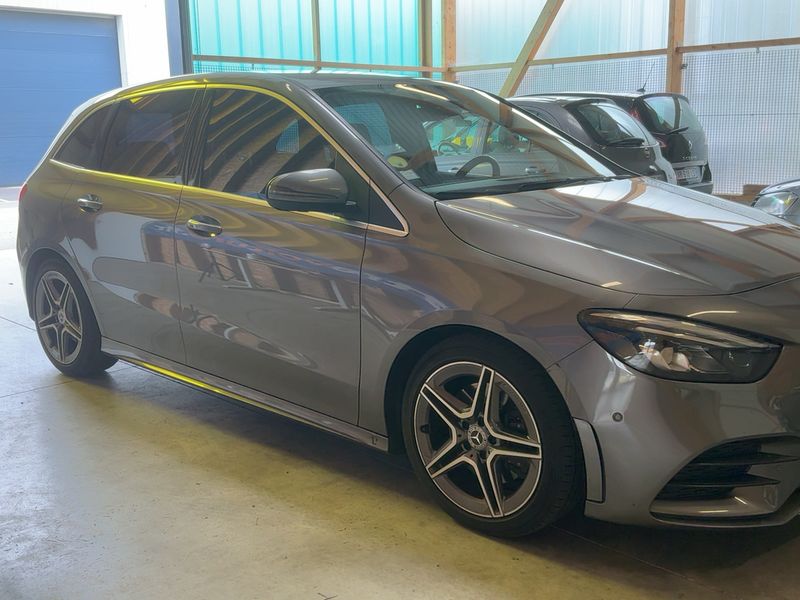 Mercedes-Benz B-Klasse B 220 d AMG Line — zdjęcie 8