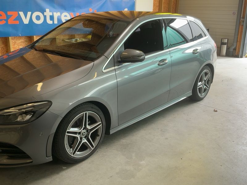 Mercedes-Benz B-Klasse B 220 d AMG Line — zdjęcie 2