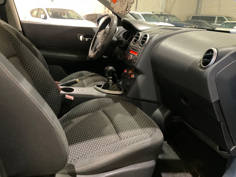 Nissan Qashqai 2.0 dCi Tekna — zdjęcie 3