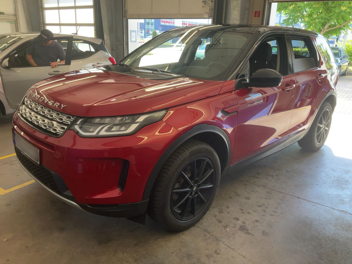 Land Rover 2020 — photo 1