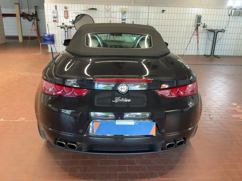 Alfa Romeo Alfa Spider 2.2 JTS — zdjęcie 5