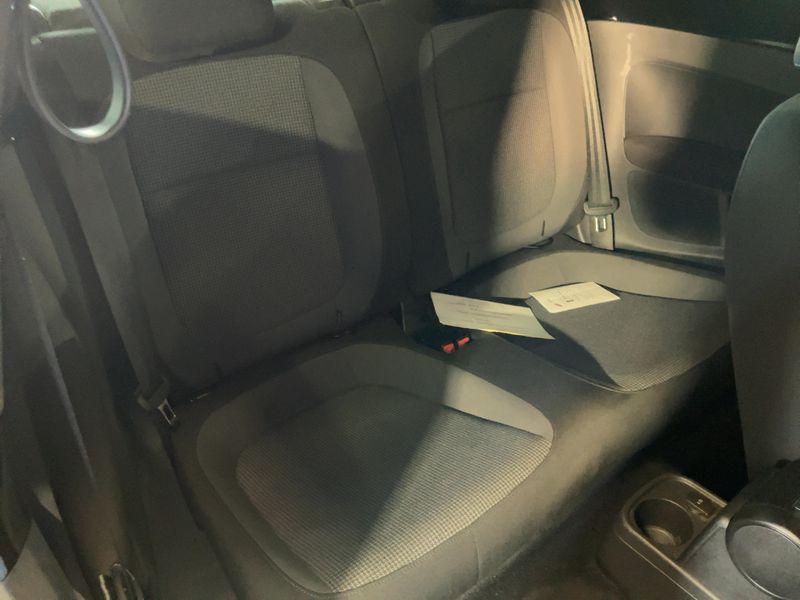 Volkswagen Beetle 1.6 TDI Design — zdjęcie 14