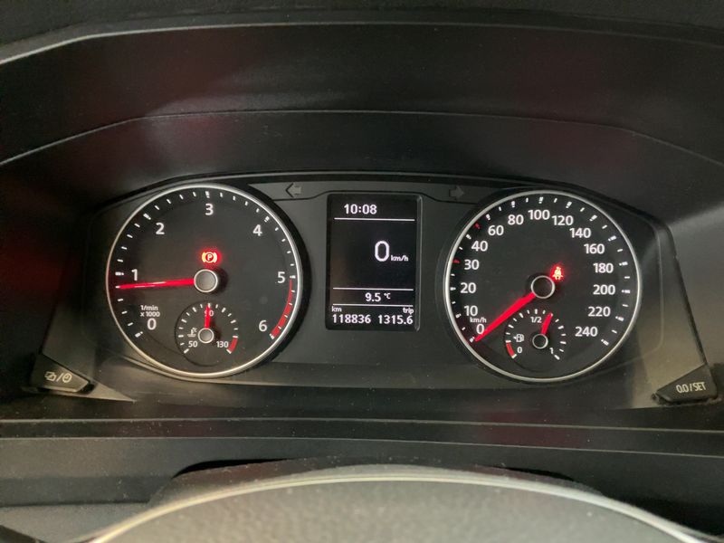 Volkswagen T6 Multivan 2.0 TDI Trendline — zdjęcie 13