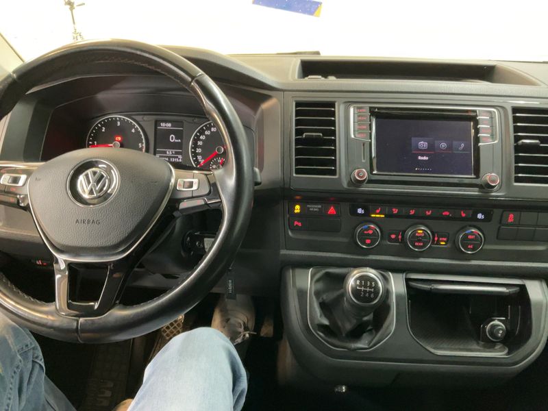 Volkswagen T6 Multivan 2.0 TDI Trendline — zdjęcie 12