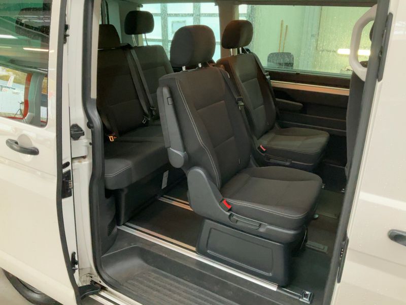 Volkswagen T6 Multivan 2.0 TDI Trendline — zdjęcie 14
