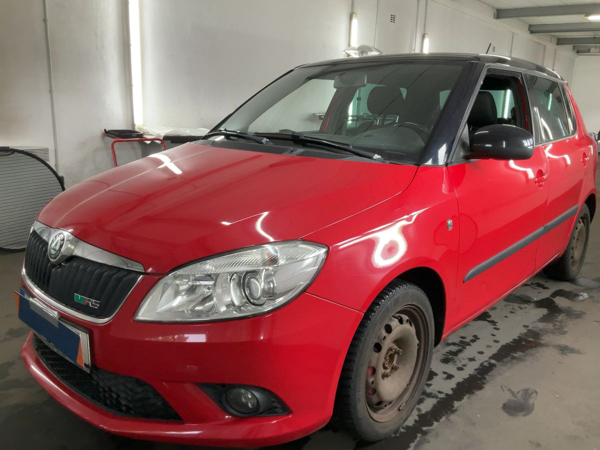 Skoda Fabia 1.4 TSI RS