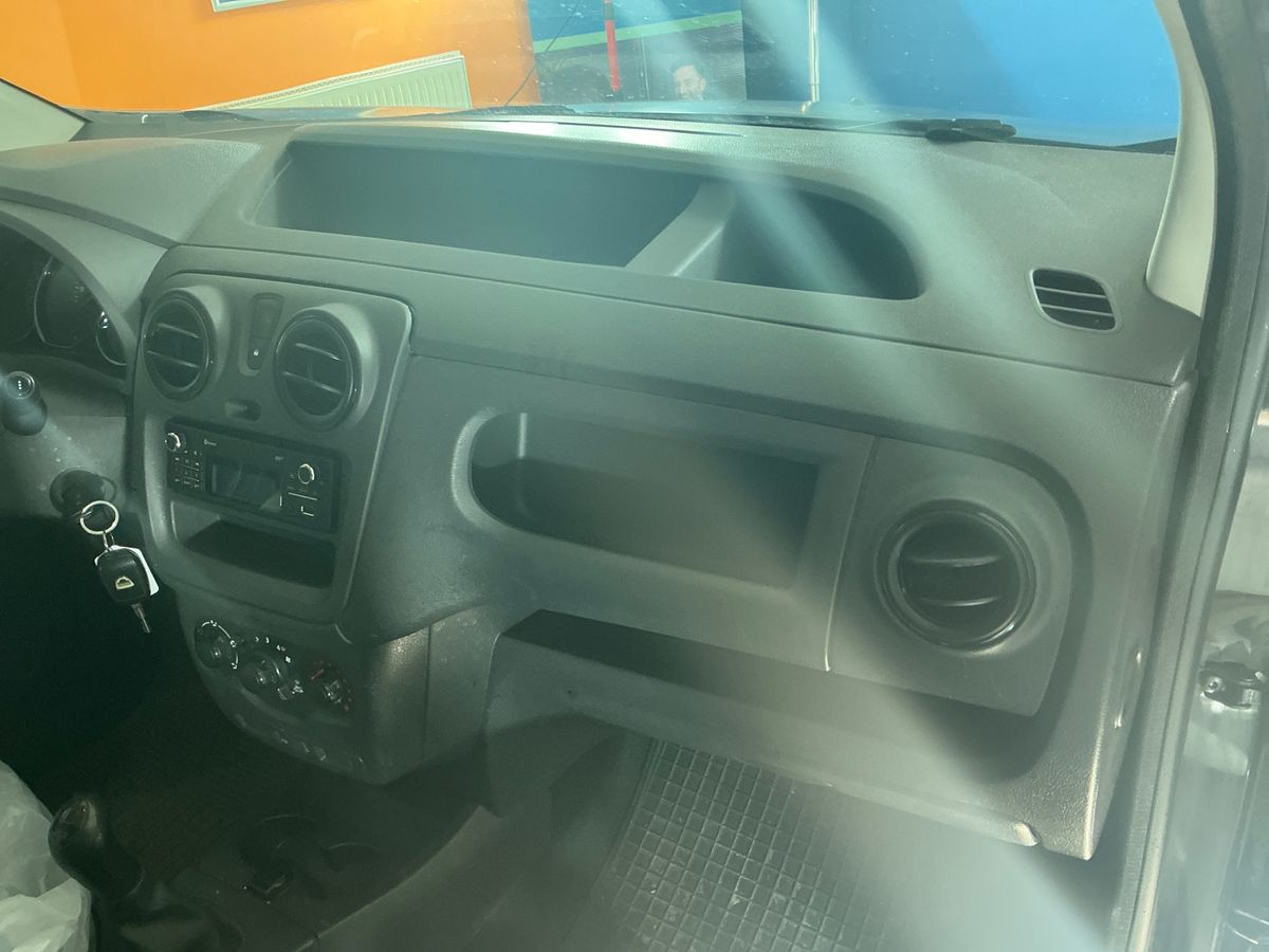 Dacia Dokker 2019 — photo 45