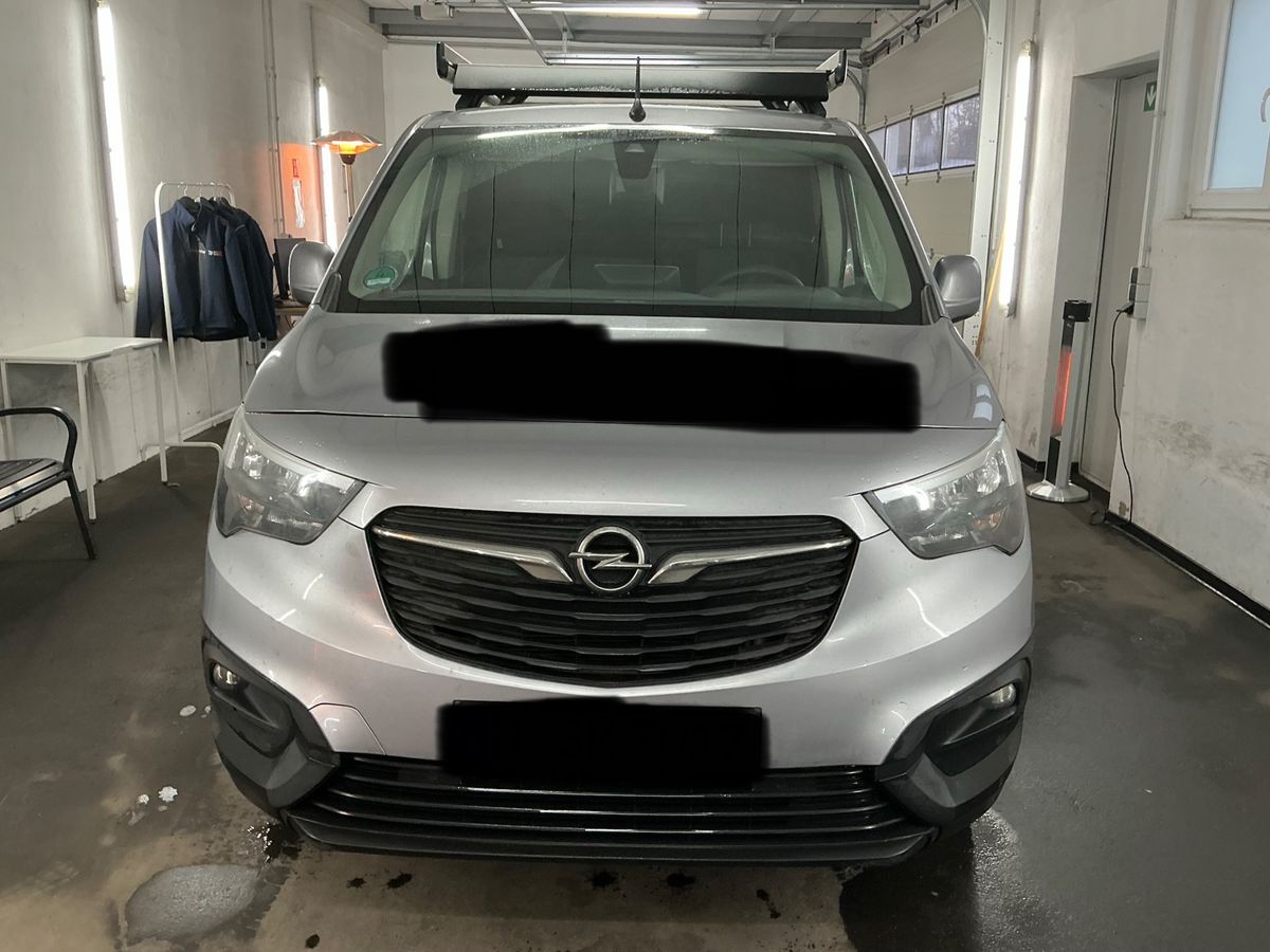 Opel Combo 2020 — photo 15