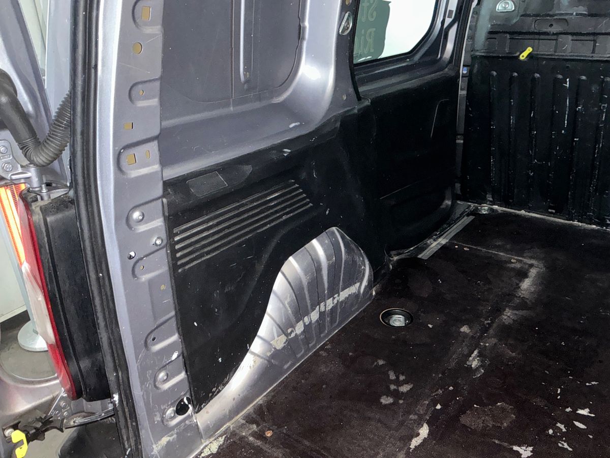 Opel Combo 2020 — photo 34