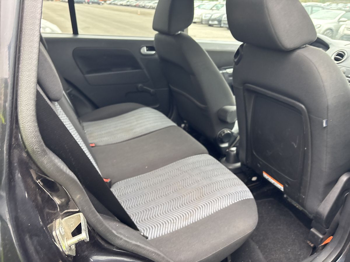Ford Fusion 1.6 Plus