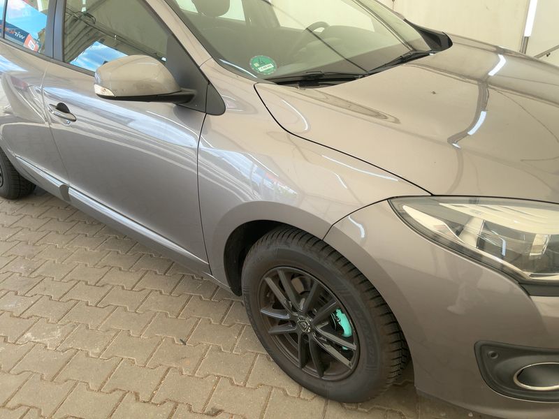 Renault Megane 1.2 Paris — zdjęcie 8