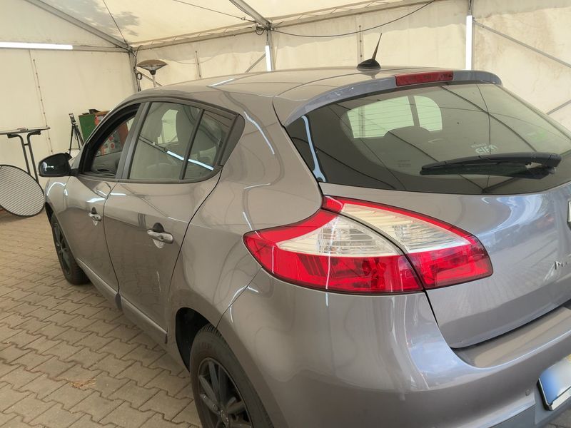 Renault Megane 1.2 Paris — zdjęcie 3