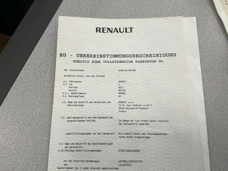 Renault Megane 1.2 Paris — zdjęcie 16