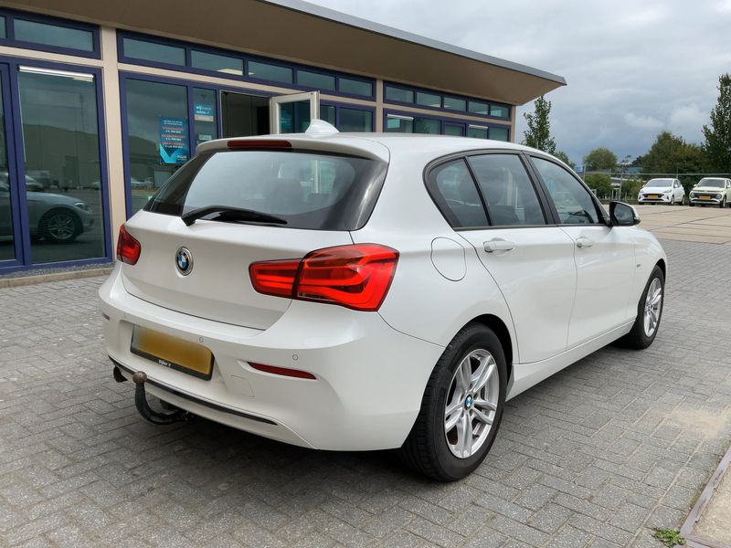 BMW 1er 118d Sport Line 2017 – снимка 8