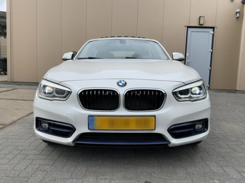 BMW 1er 118d Sport Line 2017 – снимка 14