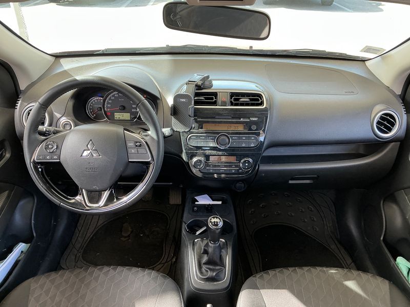 Mitsubishi Space Star 1.2 Intense — zdjęcie 12