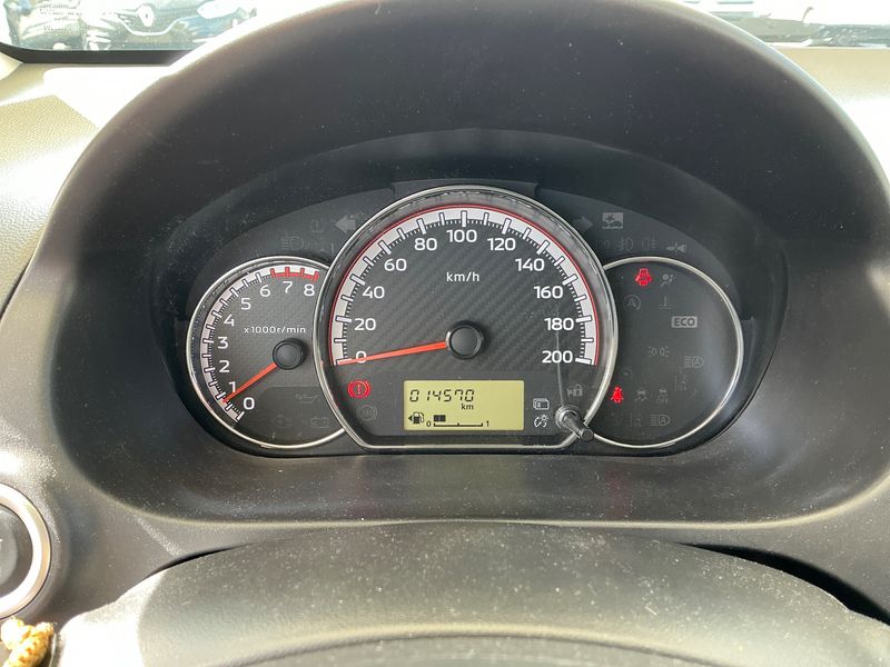 Mitsubishi Space Star 1.2 Intense — zdjęcie 13